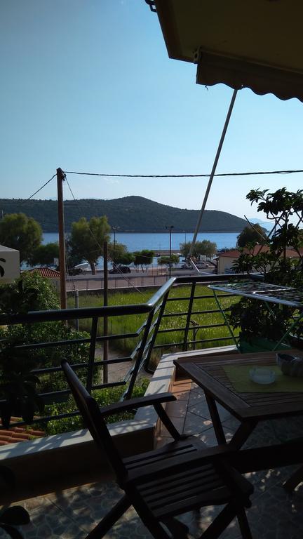 Nikolitsa Apartments Glyfada  エクステリア 写真