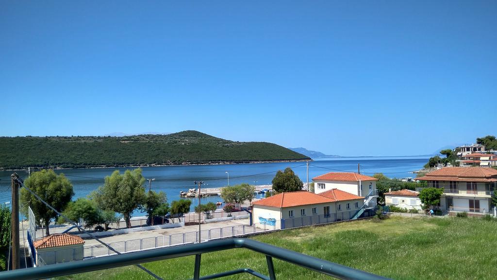 Nikolitsa Apartments Glyfada  エクステリア 写真